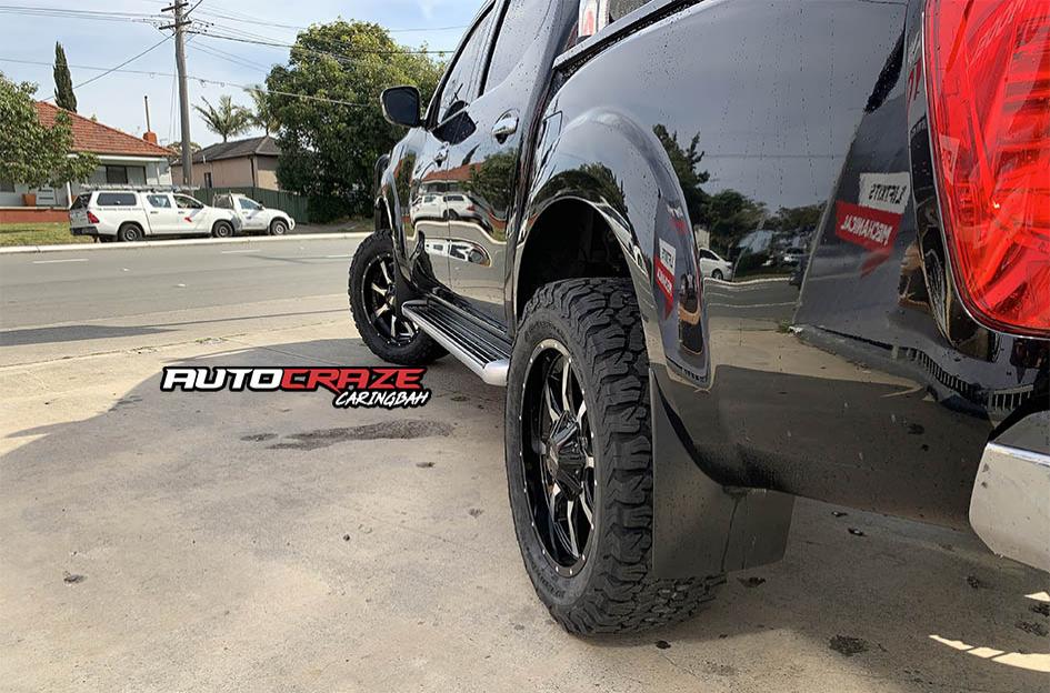 NISSAN NAVARA MO970 GLOSS BLACK MACHINED FACE